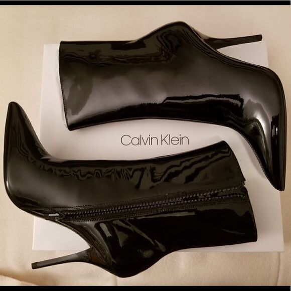 Calvin Klein Mada bootie  - Picture 2 of 8